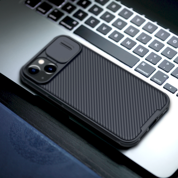 Обложка книги «Nillkin CamShield Pro Magnetic Hard Case for Apple iPhone 13 Black»