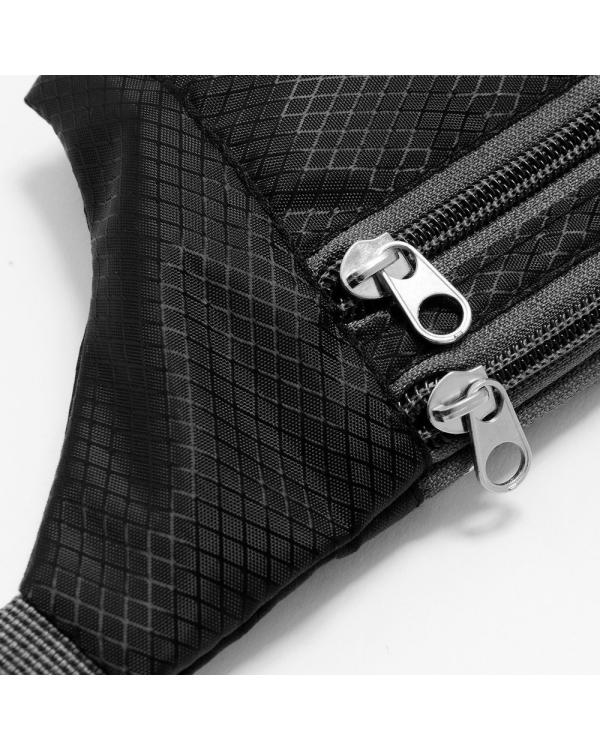Ultimate Running Belt with headphone outlet  black