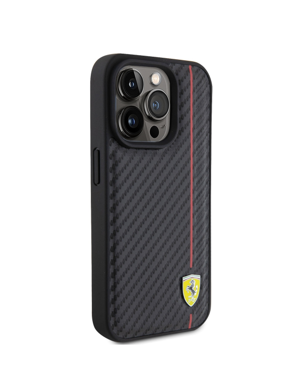 Дополнительное изображение книги «Ferrari PU Leather Carbon Vertical Red Line Case for iPhone 15 Pro Black»