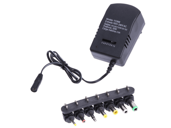 Универсальное зарядное устройство Goodbuy 3V - 12V / 6 разъемов