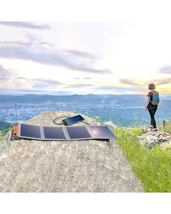Choetech Foldable Travel Solar Solar Solar Charger 14W with USB 5V / 2.4A Solar Panel Gray (SC004)