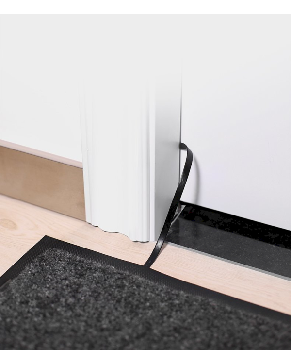 Дополнительное изображение книги «Ugreen flat Ethernet patchcord cable RJ45 Cat 6 UTP 1000 Mbps 1 m black (NW101 50184)»