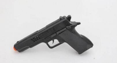 Пистолеты (Рыжий Кот) Игрушечное оружие "Военный арсенал". Пистолет-трещотка "Стрелок" (20 см, в пакете). Арт. 1769707