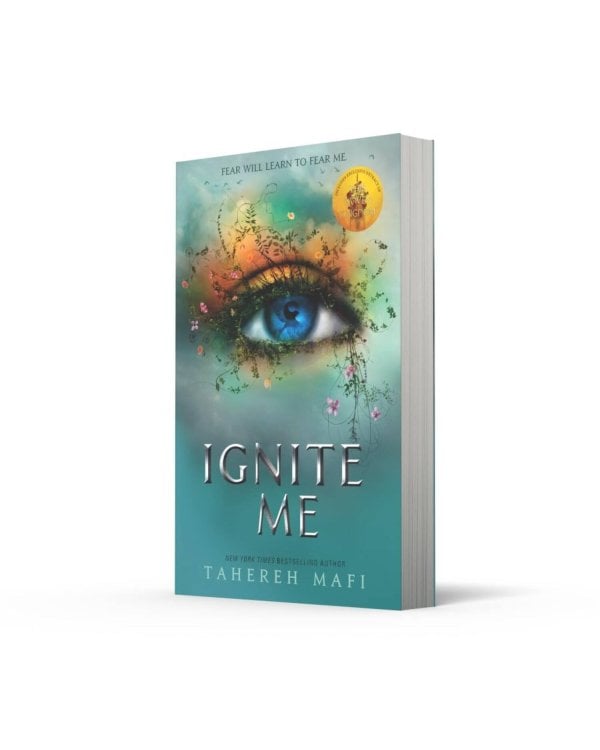 Дополнительное изображение книги «Ignite Me (Tahereh Mafi) Зажги меня (Тахира Мафи) / Книги на английском языке»