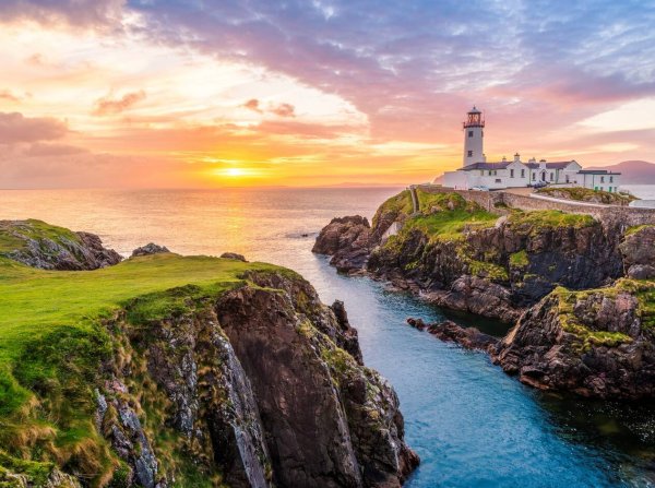 Алмаз. моз. квадратная  30x40 (класс.) без подр.,с полн. заполн. (27 цв.) Вид на закат (Арт. FW-015)