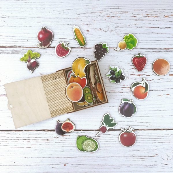 Вне серии (Ковальский) WoodLandToys Набор. Овощи, фрукты, ягоды (35 дет.) (дерево) (в футляре) (от 3 лет) 111401, (ООО "СИБИРСКИЙ СУВЕНИР")