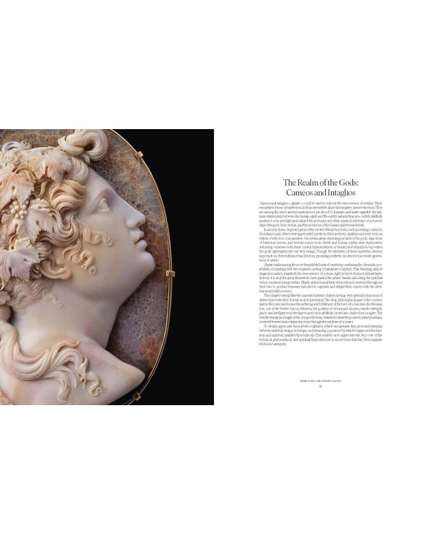 Divine Jewels: The Pursuit of Beauty (Kazumi Arikawa) Божественные драгоценности: в погоне за красотой (Кадзуми Арикава) /Книги на английском языке