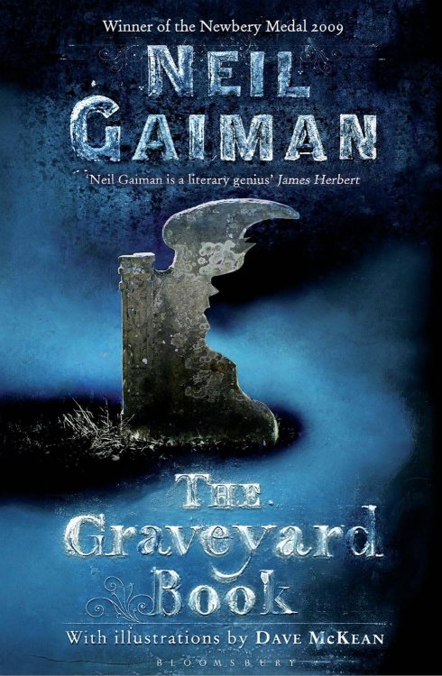 The Graveyard Book (Neil Gaiman) История с кладбищем (Нил Гейман) /Книги на английском языке