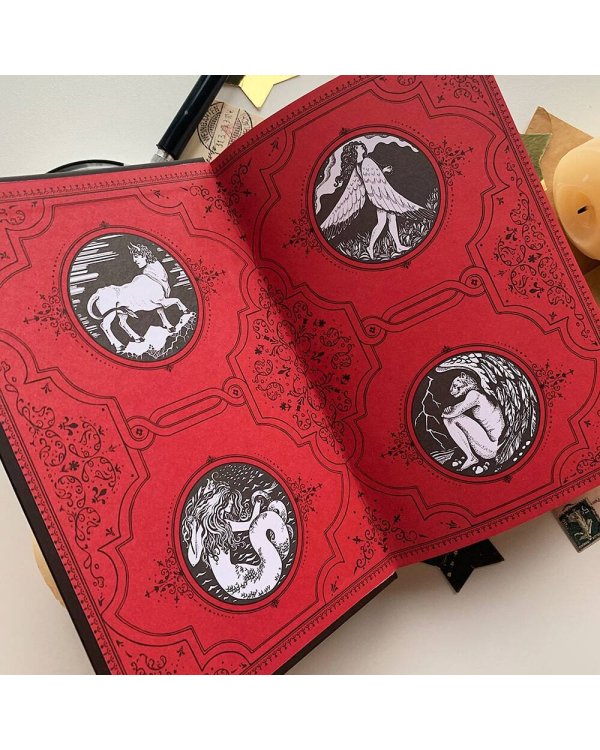 Красное на красном