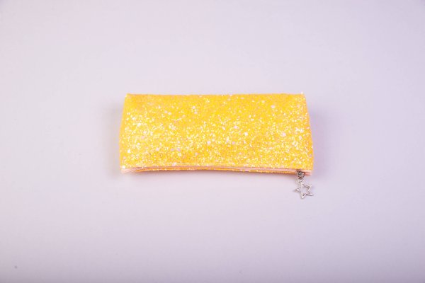 Пеналы Пенал-косметичка (с блестками, на молнии, лимонный)