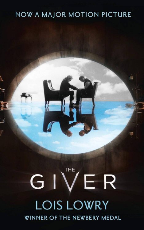 Обложка книги «The Giver: film tie-in (Lois Lowry) Дающий (Лоис Лоури) /Книги на английском языке», ISBN 9780007578498