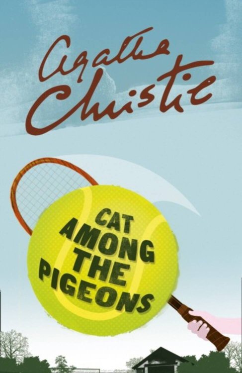 Cat among the pigeons (Agatha Christie) Кошка среди голубей (Агата Кристи) /Книги на английском языке