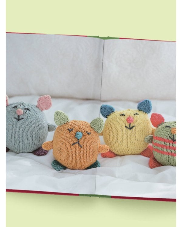 Шиворот-навыворот. Интерактивные игрушки-перевертыши, связанные на спицах