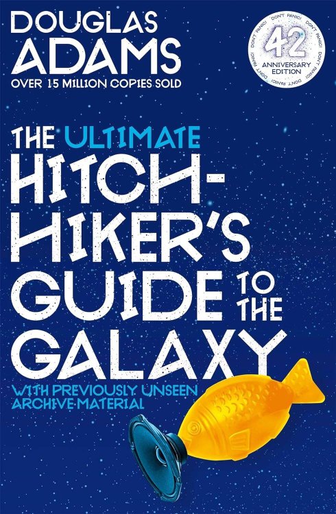 The Ultimate Hitchhiker's Guide to the Galaxy (Douglas Adams) Автостопом по Галактике, самы полный гид (Дуглас Адамс) /Книги на английском языке