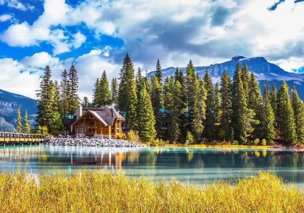 Алмаз мозаика (клас.) 30х40 см, с подр., с полн. заполн. (цв.) Одинокий домик у озера.(Арт. AC34067)