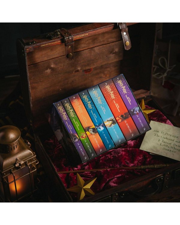 Дополнительное изображение книги «Harry Potter Boxed Set:The Complete Collection (Children's Paperback) (J.K. Rowling) Гарри Поттер Бокс-сет Полный комплект/ Книги на английском языке»