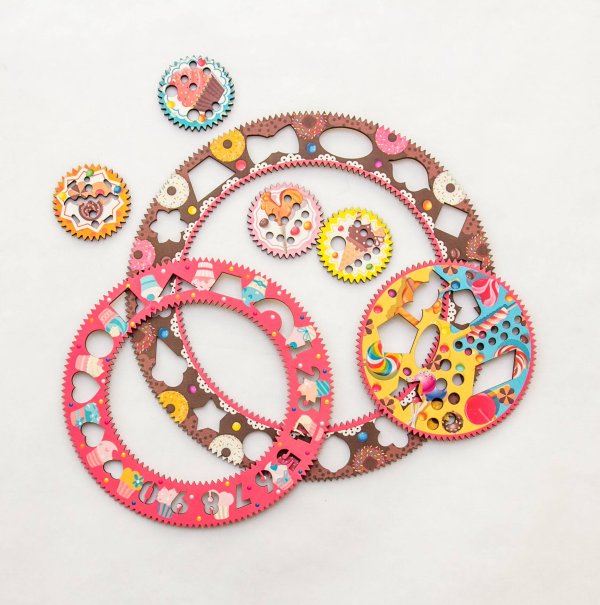 Вне серии (Ковальский) Спирограф для рисования, Сладости, 122106