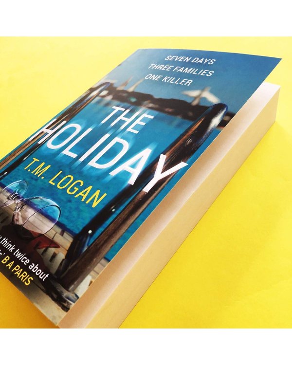 The Holiday (Т.М Logan, Tim Utton) Отпуск (Т. Логан, Тим Уттон) /Книги на английском языке
