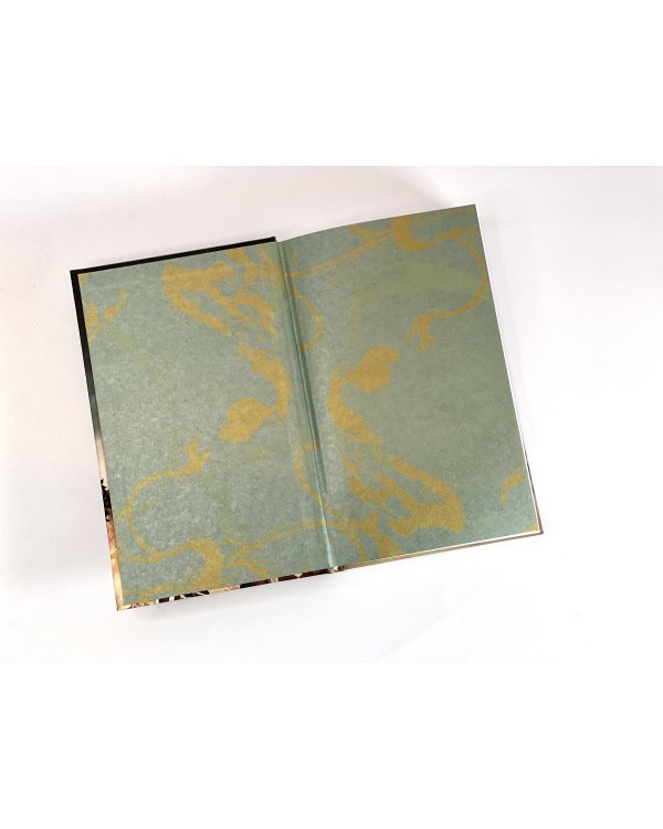 Руки, полные бури