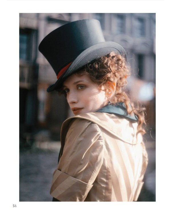 Артбук "Пророк. История Александра Пушкина в объективе сестер Набока"