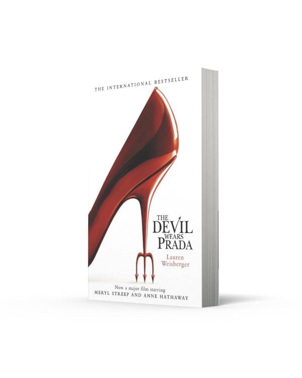 Дополнительное изображение книги «The Devil Wears Prada (Lauren Weisberger) Дьявол носит Прада (Лорен Вайсбергер) /Книги на английском языке»