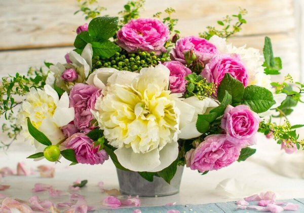 Алм. мозаика 30*40 (класс) полное зап. без подр. (25 цв.) Композиция из нежных цветов (Арт. CF30072)