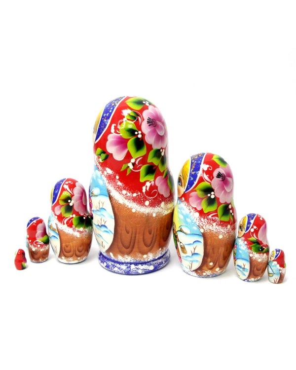 Матрешка Зимние забавы красный платок 7м21