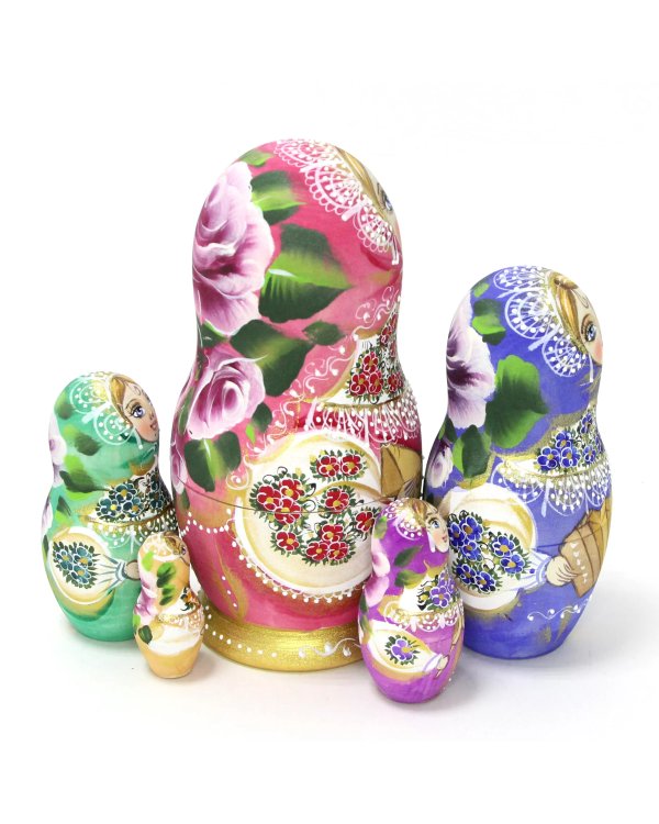Матрешка Люда с балалайкой, красная 5м 17 см