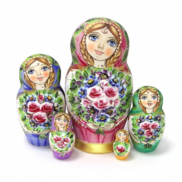 Матрешка Катя с букетом розовая 5м 14 см
