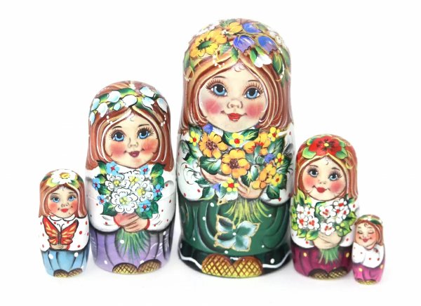 Матрешка Ира с букетом VE зеленая 5 м 14 см