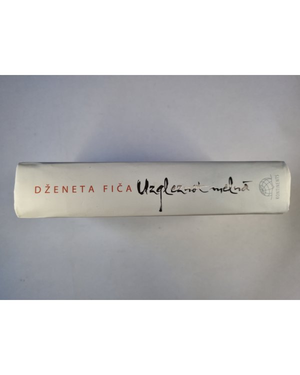 Uzgleznot melnā (LAT)