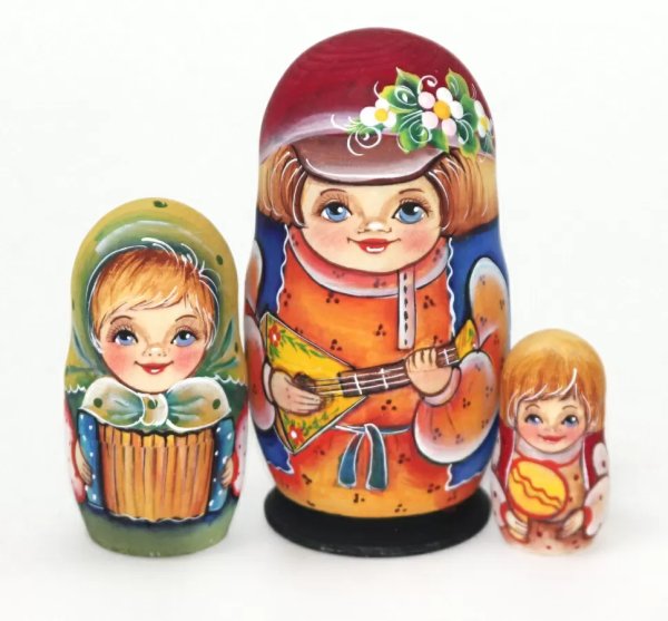 Матрешка Андрюша с балалайкой (оранж.-синий) VE 3м11 см