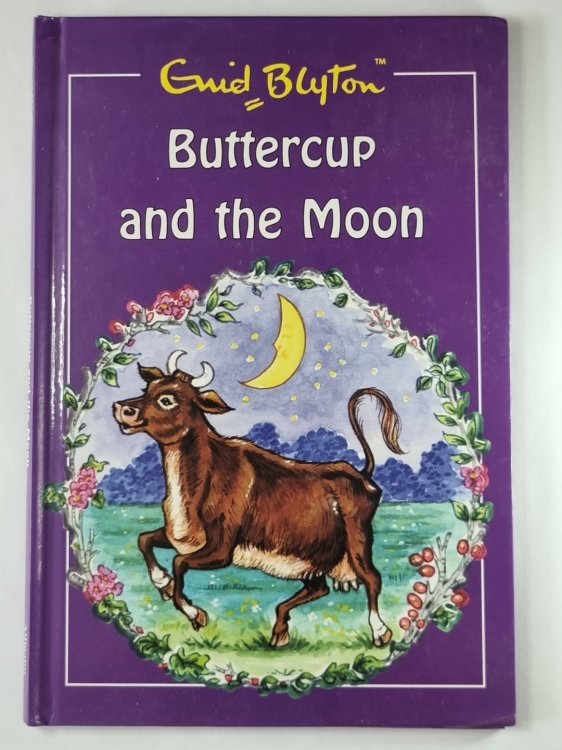 Buttercup and the Moon