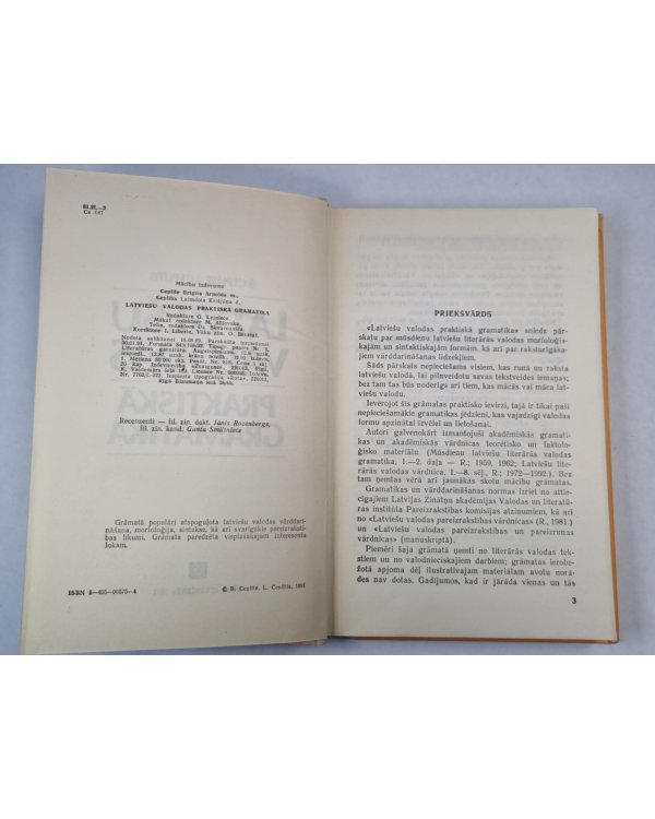Latviešu valodas praktiskā gramatika
