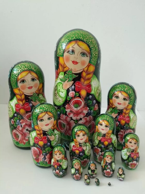 Матрешка Цветы (зеленый платок) 15м33 Матрешка Цветы (зеленый платок) 15м33