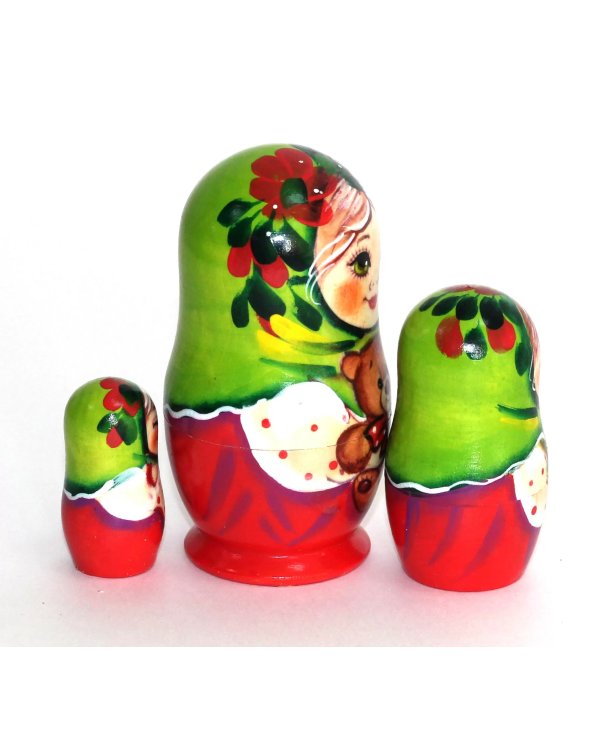 Матрешка Алина с мишкой зел. 3м11