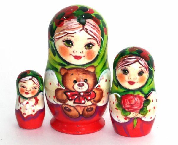 Матрешка Алина с мишкой зел. 3м11