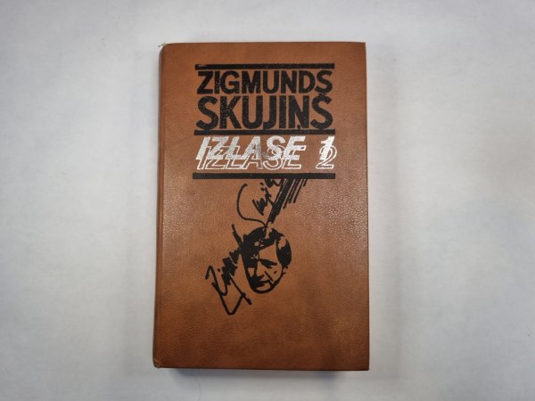 Izlase. Divos sējumos. 1 sējums