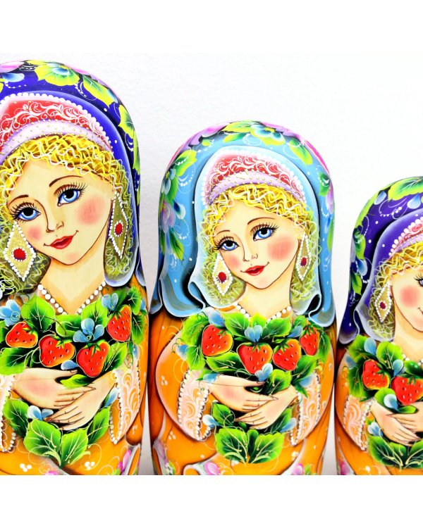 Матрешка С клубничным орнаментом 10м48см