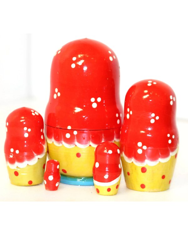 Матрешка Клубничка крас. 5м9