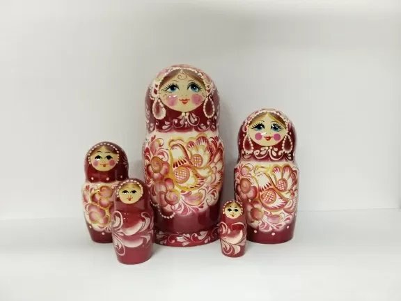 Матрешка Оксана красная 5 м17 см
