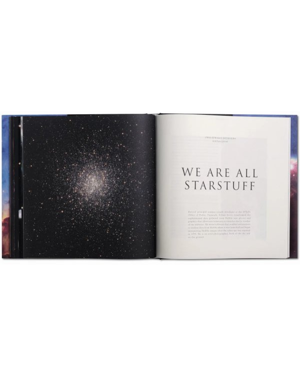 Expanding Universe. The Hubble Space Telescope