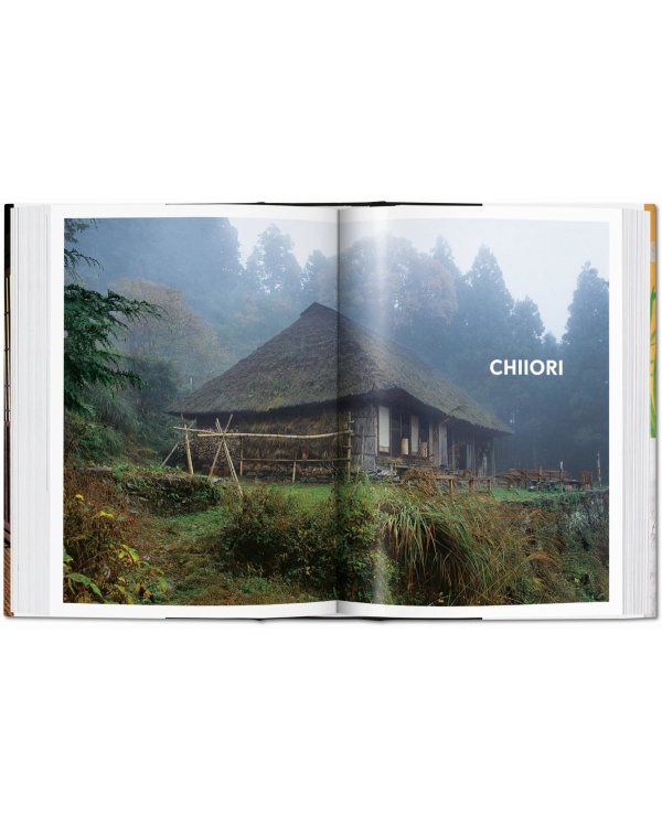 Living in Japan. 40th Ed.