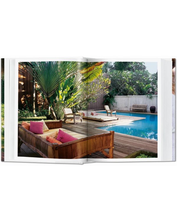 Living in Bali. 40th Ed.