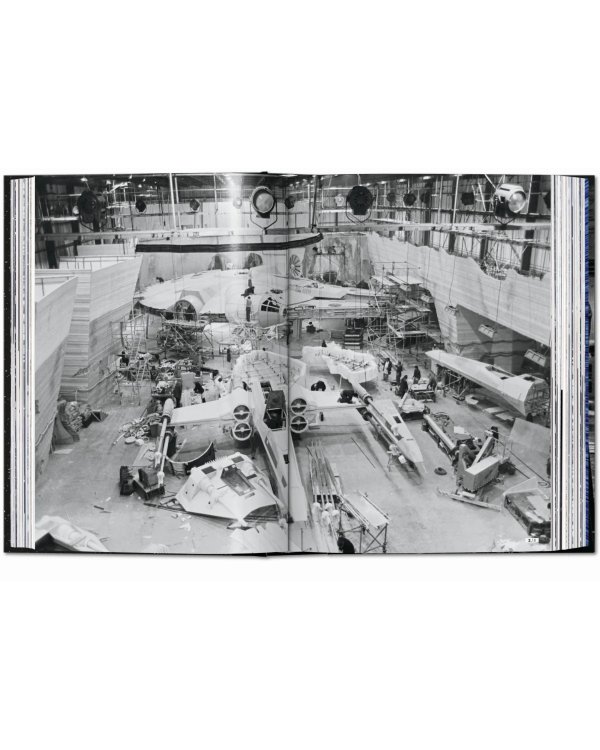 The Star Wars Archives. 1977–1983. 40th Ed.