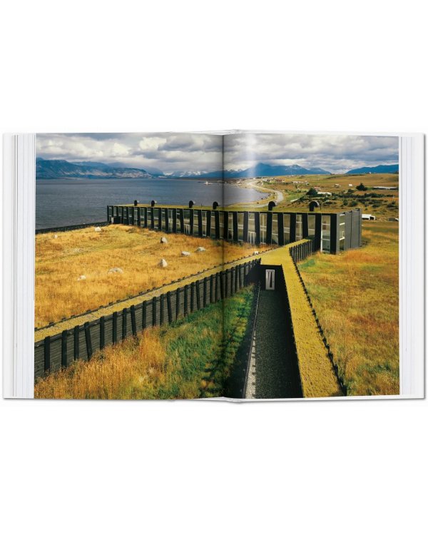 100 Contemporary Green Buildings