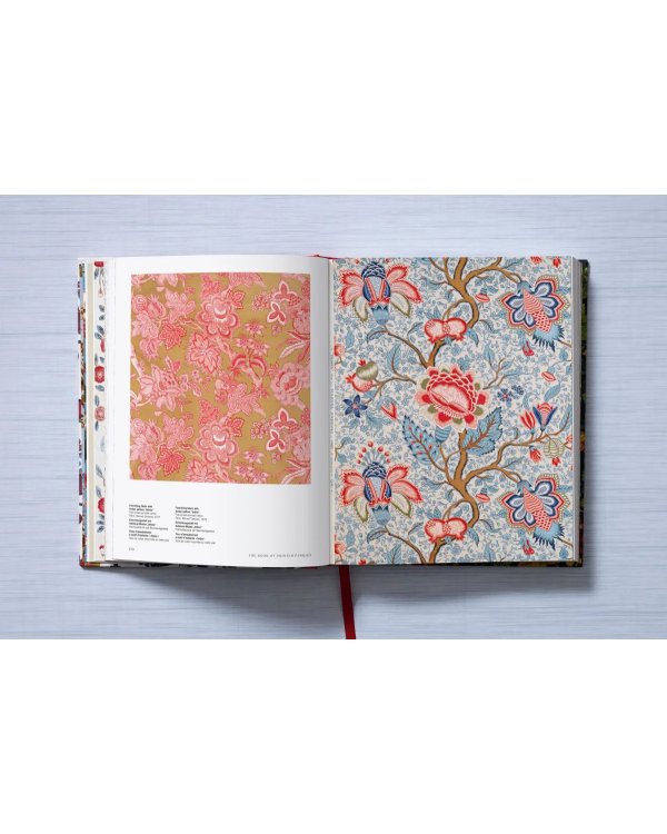 The Book of Printed Fabrics. From the 16th century until today