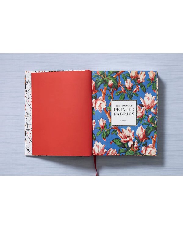 The Book of Printed Fabrics. From the 16th century until today