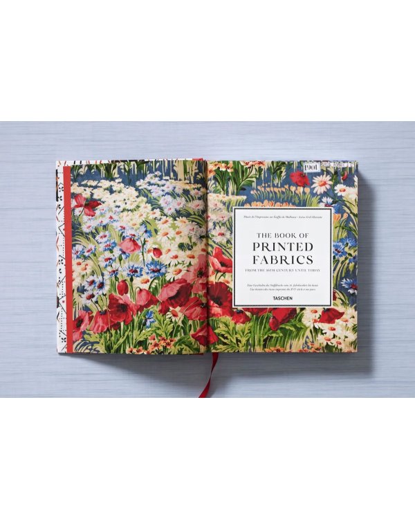 The Book of Printed Fabrics. From the 16th century until today