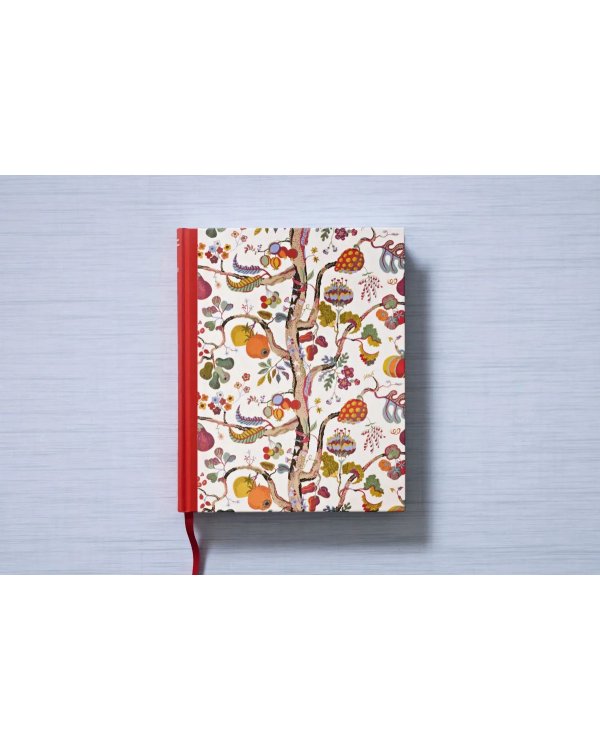 The Book of Printed Fabrics. From the 16th century until today